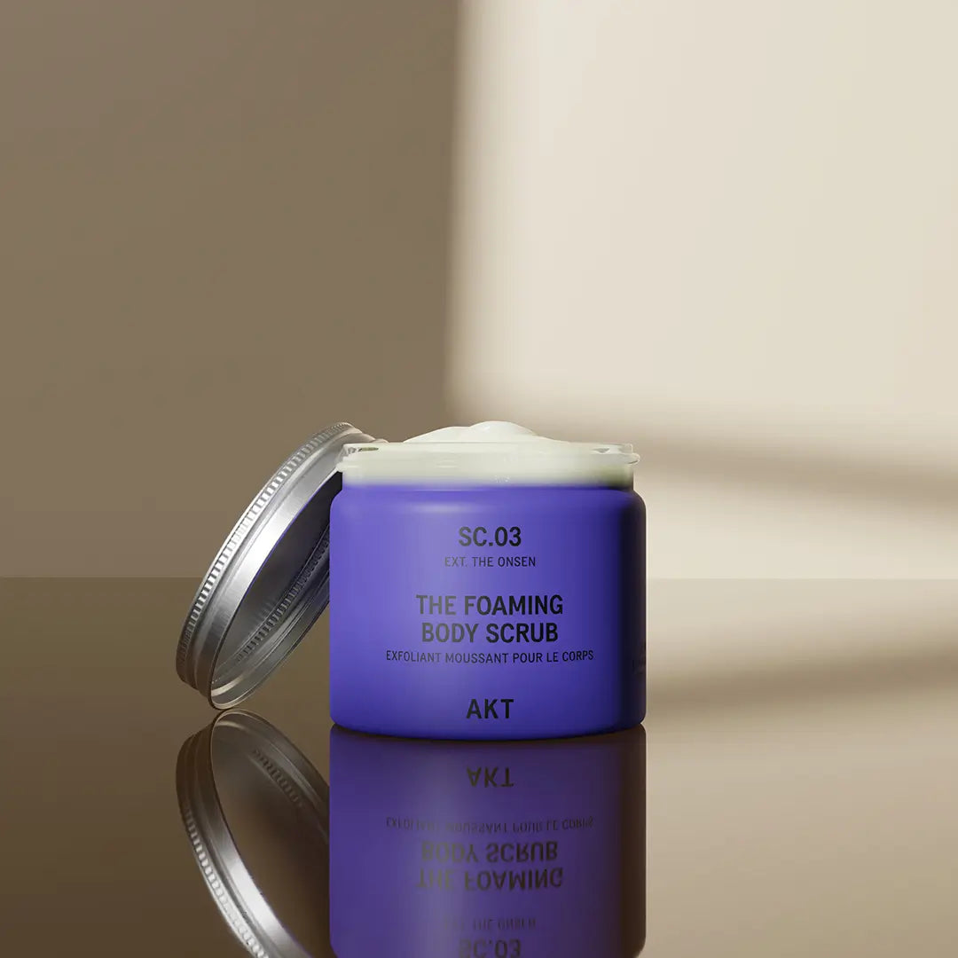 akt-london-the-foaming-body-scrub-sch-umendes-k-rperpeeling image 3