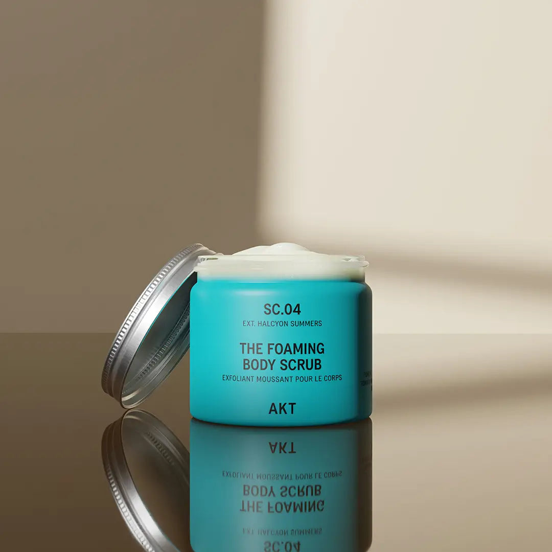akt-london-the-foaming-body-scrub-sch-umendes-k-rperpeeling image 4