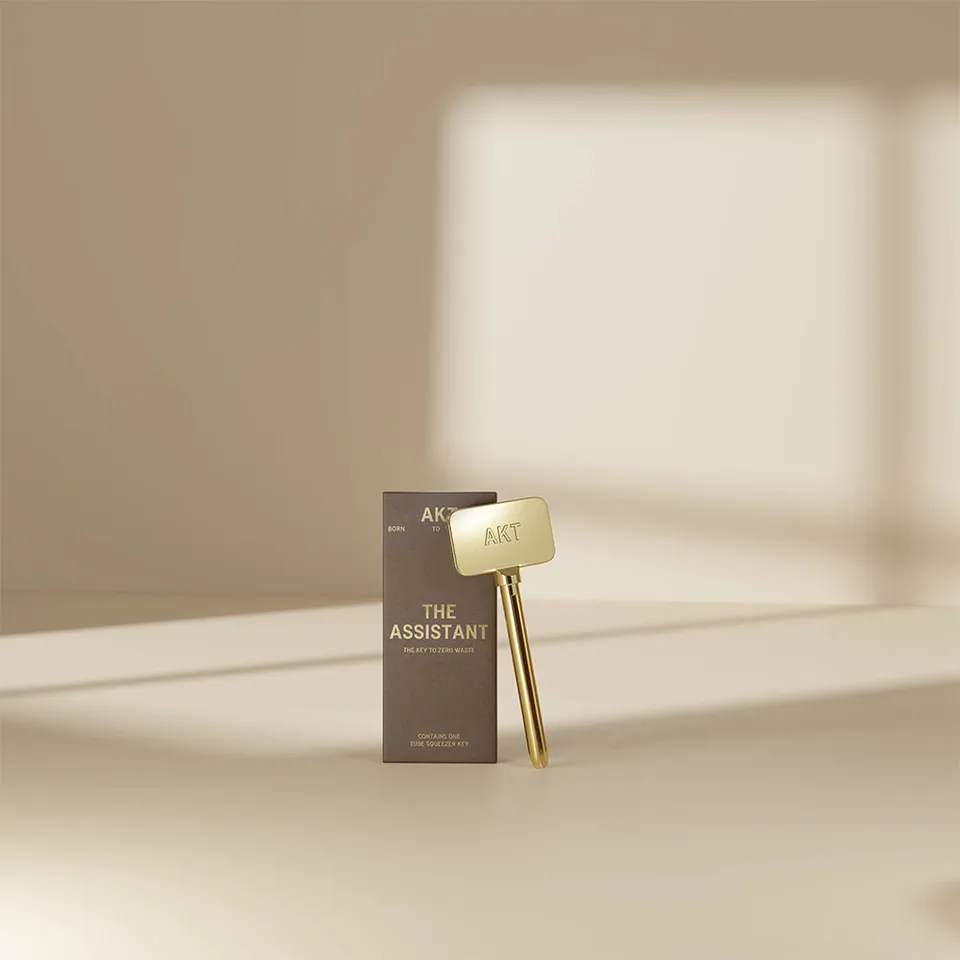 akt-london-the-assistant-deo-balm-ausdr-ckhilfe image 1